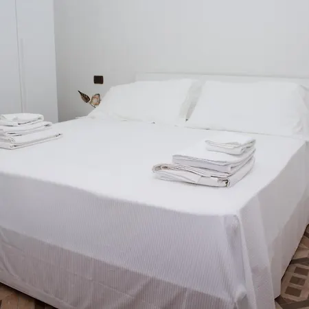 Apartment Parisi Antonino *